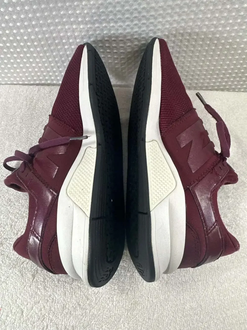 New Balance 247 Burgundy Women's Sneakers Size 8 WS247UA